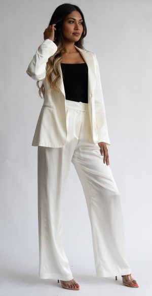 Freda's Silk Jacket in Ivory