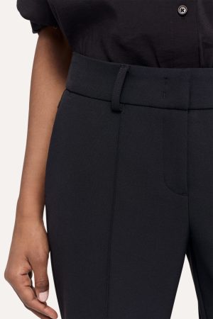 Farah Pants in Black - Image 2