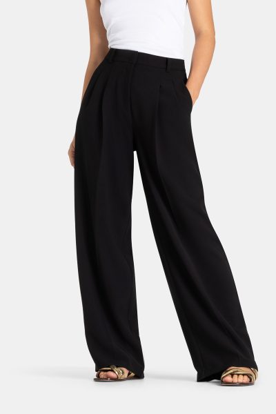 Anny j Pant in black