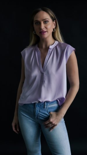 Lucy Top in Lilac -XL - Image 2