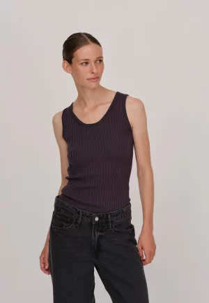 Tripa Knit top IN Ebony - xxs