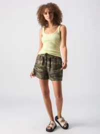 Breezy Camo High Rise Short xs