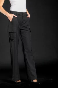 Victoria Cargo Pant in black - Image 3