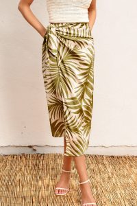 Tropical Adventures Sarong Wrap Skirt size L - Image 4