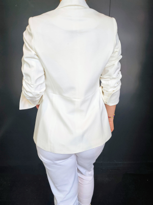 Melinda Solid Jacket in Off White - Image 2