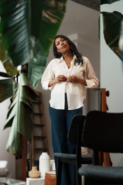 Jovanna Sheer Blouse in Cream - Image 3