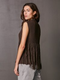 VIRNA knit vest in dark brown XL - Image 5