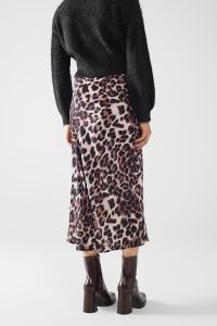 Dilan Leopard Print Maxi Skirt - Image 6