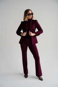 Tiffany Pant in deep burgundy - Image 3