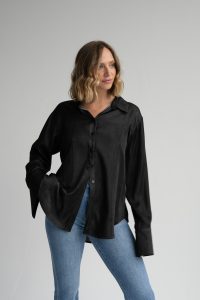 nala blouse in black wash - Image 3