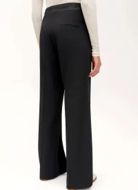 Ava Pant in black - Image 2