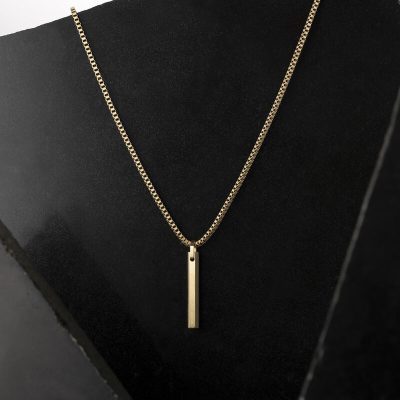 Carey Bar Pendant in gold