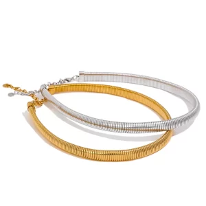 Cleo Coil Necklace in gold - Image 5