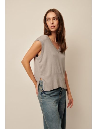 Maggie Sleeveless Top in carbon - sz large - Image 2