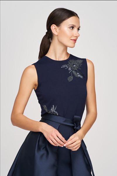 kathryn embellished knit top Medium - Image 2