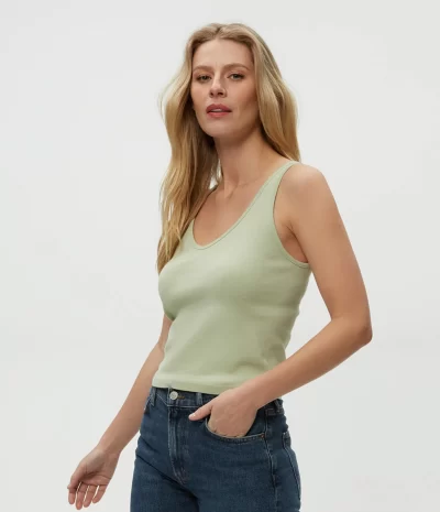 Sloan V-neck top in seacrest - Image 3
