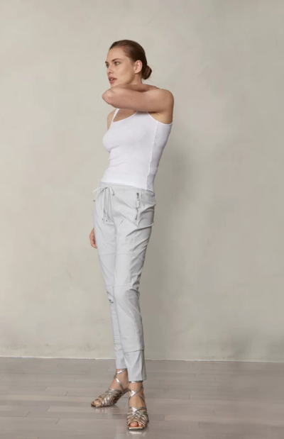 Candy Pants in light grey