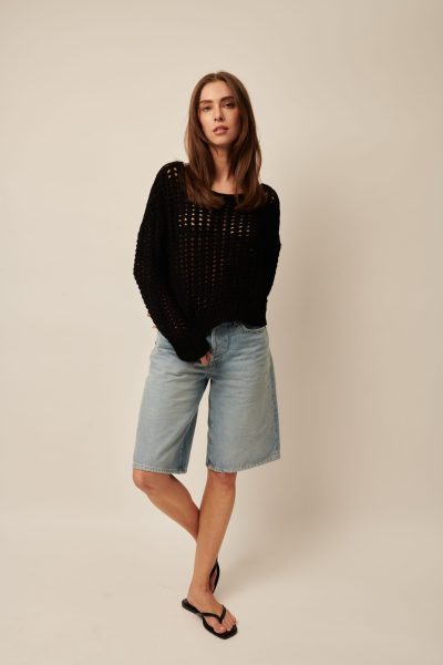Evie Sweater in caviar - Image 4