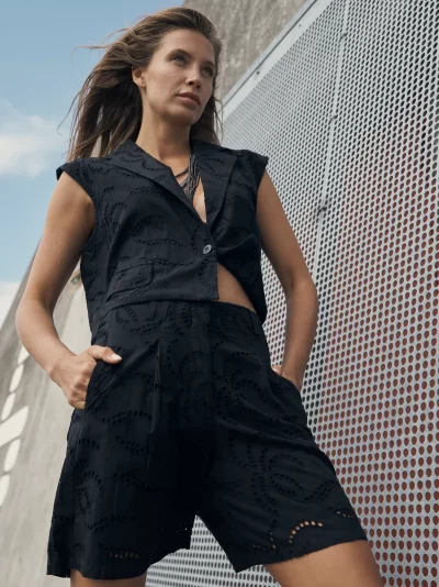 YETTA vest - sz medium