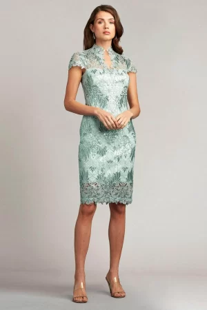 Rhianon Collared Midi Dress in frosted jade - 6