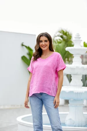 Brynn Linen Top in Fuchsia - Image 3