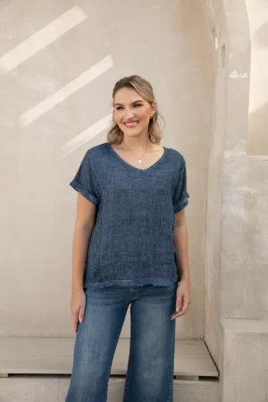 Brynn Linen Top in Navy