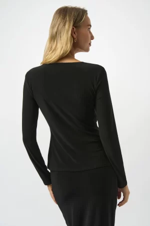 Kippa Fitted Wrap Top - Image 3