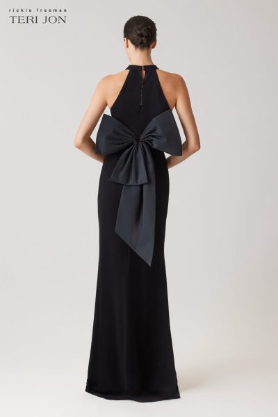 Carmen Bow Gown in black - Image 2