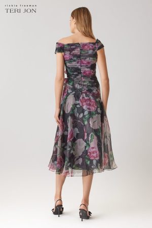 Newen Ruched Dress - Image 2