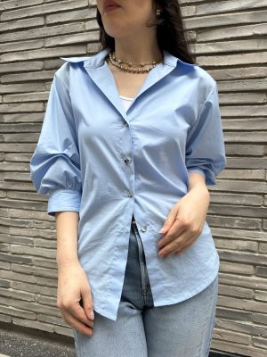 Scarlett Simple Shirt in baby blue - xs