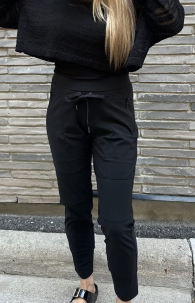 Candy G Pant in Black