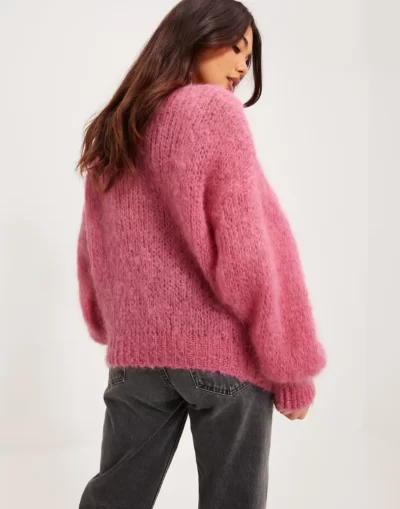 Milana Pullover in Pink - Image 7