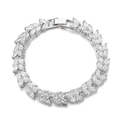 Vivica Wreath Bracelet - Image 2
