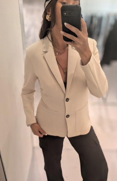 Gracie Knitted Blazer in Ivory