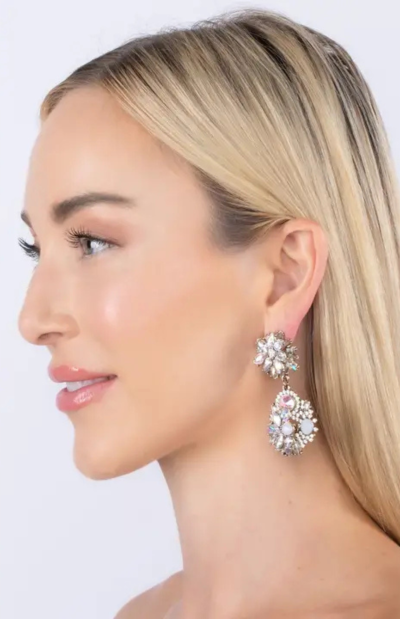 Ivy White Drop Earrings