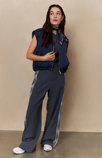 Camden Reversible Vest in inkwell blue