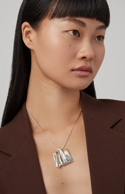 Sundra Pendant Necklace in silver