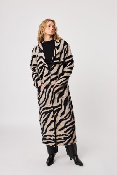 Rashad Coat - coming fall'25 - Image 3
