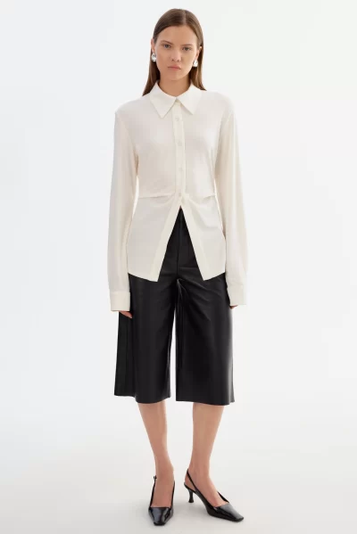 KAI Fitted Knit Shirt in white - coming soon - Image 5