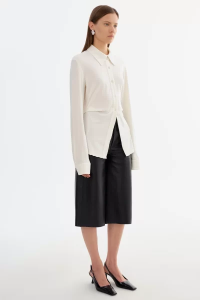 KAI Fitted Knit Shirt in white - coming soon - Image 3