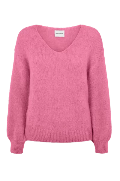 Milana Pullover in Pink - Image 4