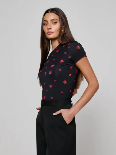 Ressi Fitted Tee in black rose - Image 5