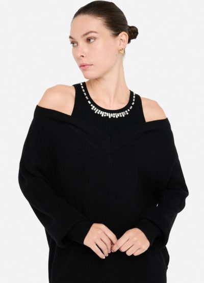 Brixley Pullover in Black - Image 6