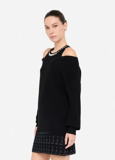 Brixley Pullover in Black - Image 5