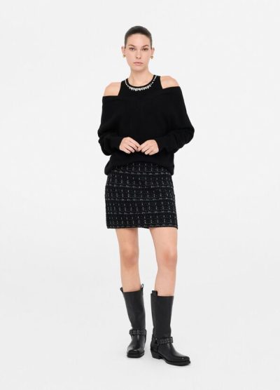 Brixley Pullover in Black - Image 3