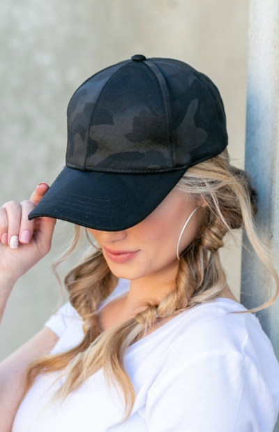 Boyfriend Camo Cap in black