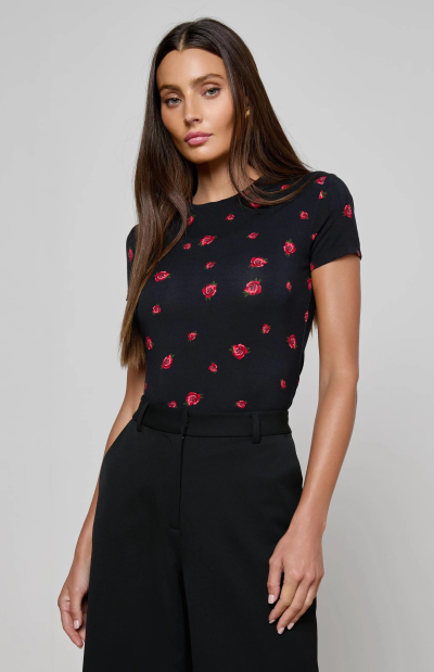 Ressi Fitted Tee in black rose