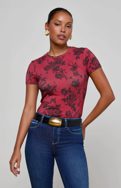 Ressi Fitted Tee in burgundy floral