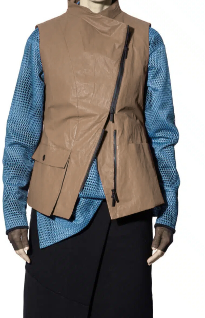 Evie Peplum Vest in beige - Image 3