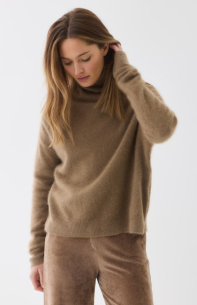 Imana Turtleneck Sweater in bison